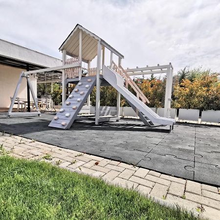 Guest Rooms Denicija Σκόπια Εξωτερικό φωτογραφία